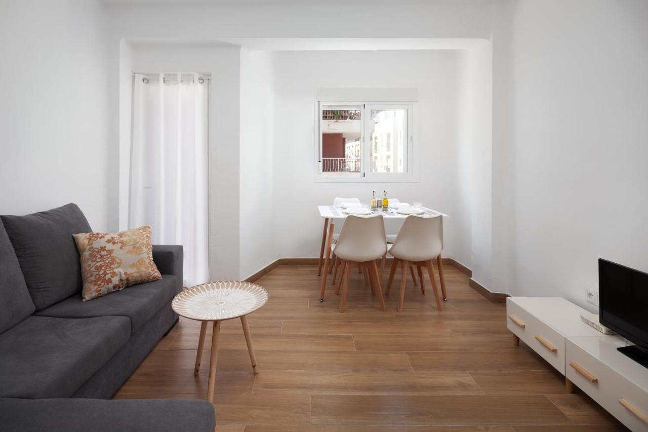 Apartamento Nuria Torre Del Mar Eksteriør billede