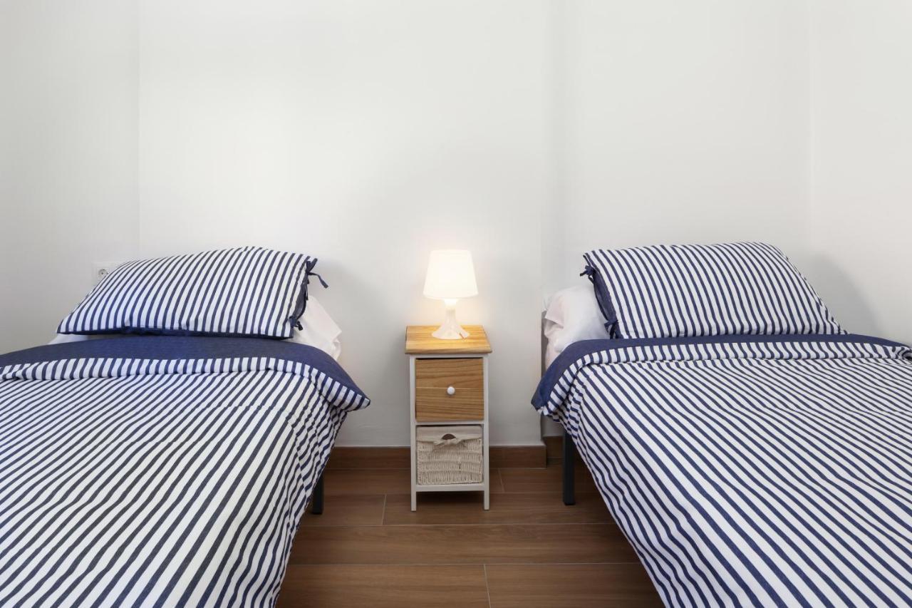 Apartamento Nuria Torre Del Mar Eksteriør billede